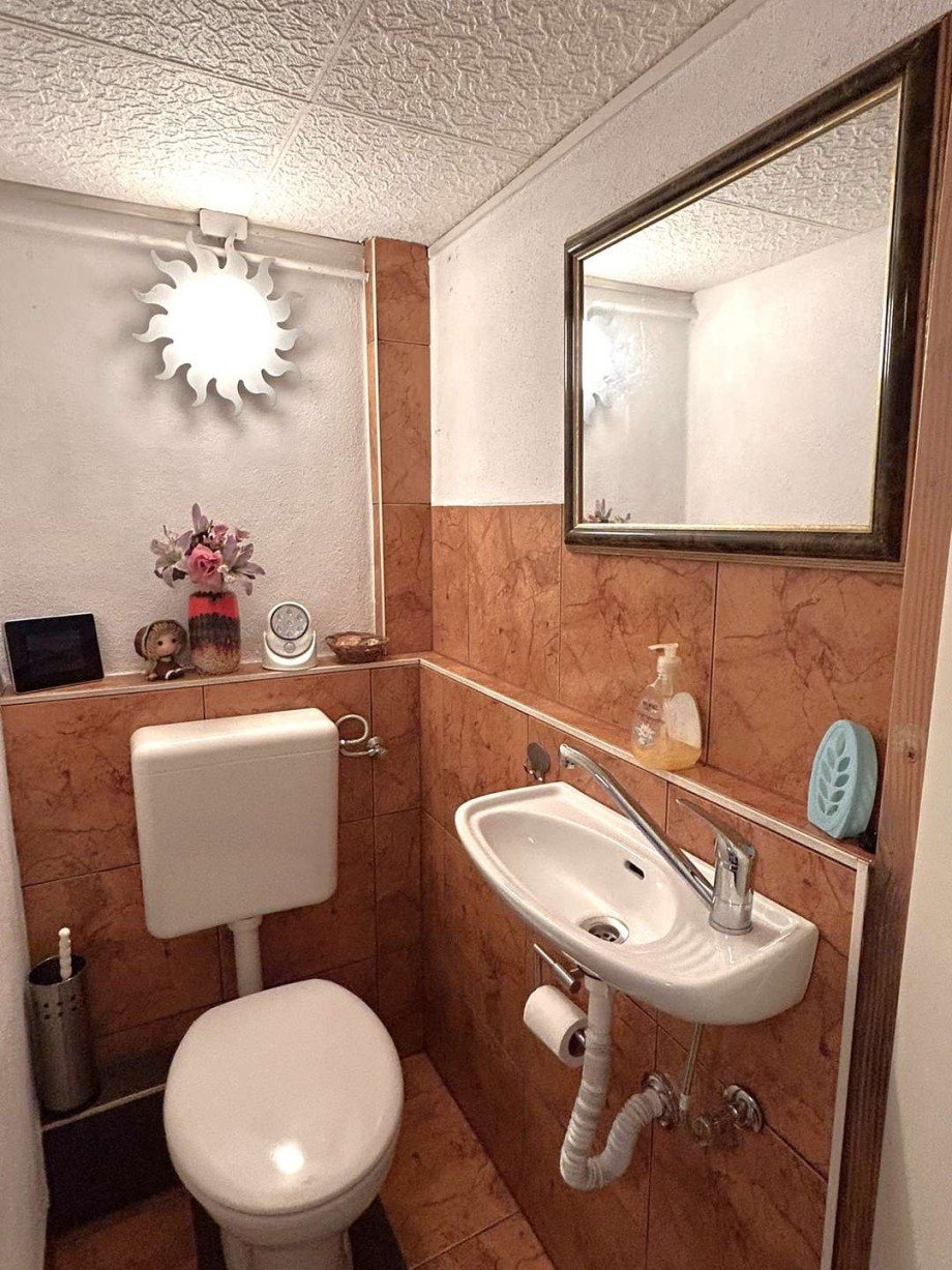 G�ste-WC im Keller Einfamilienhaus Marktredwitz