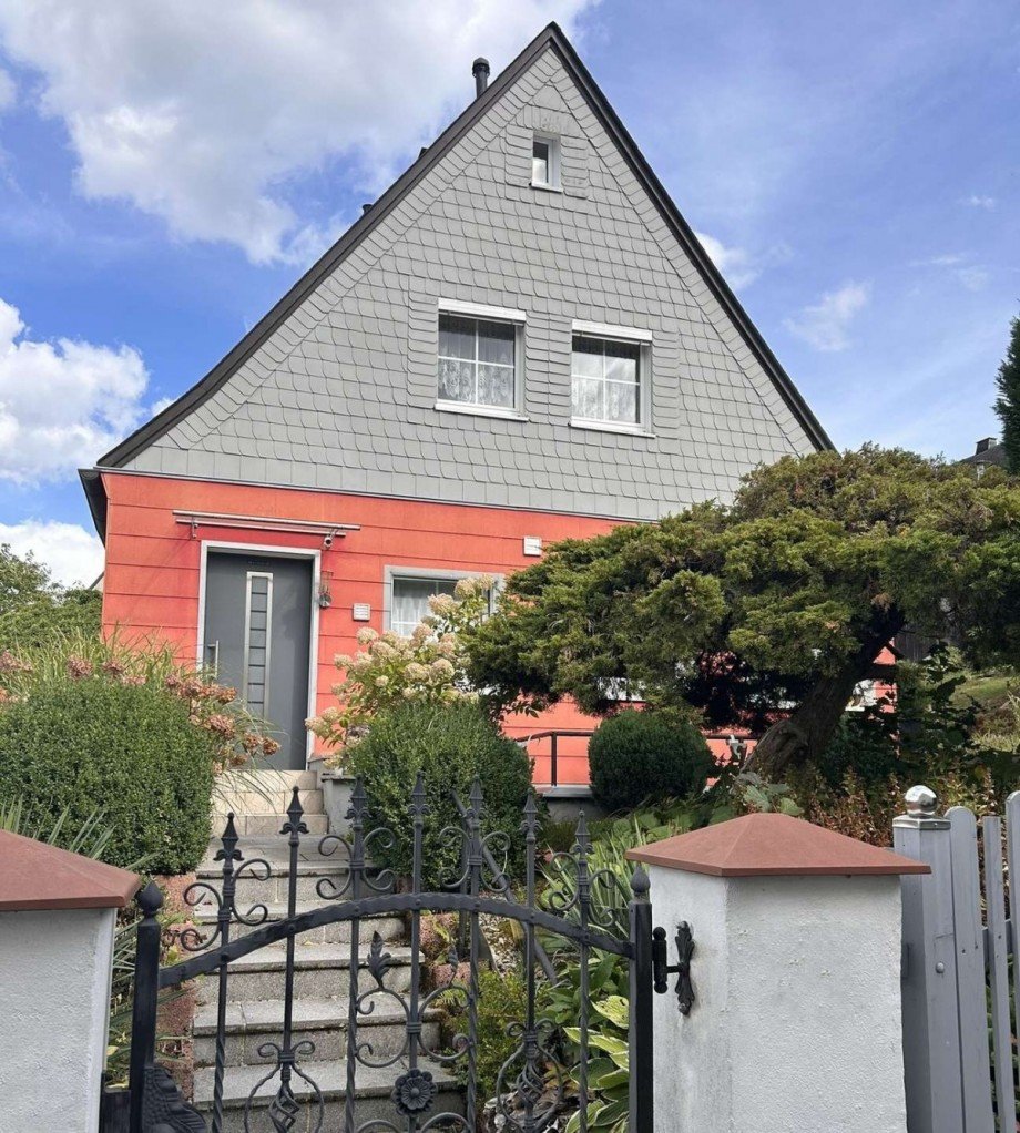 Ansicht Eingangsseite Einfamilienhaus Marktredwitz