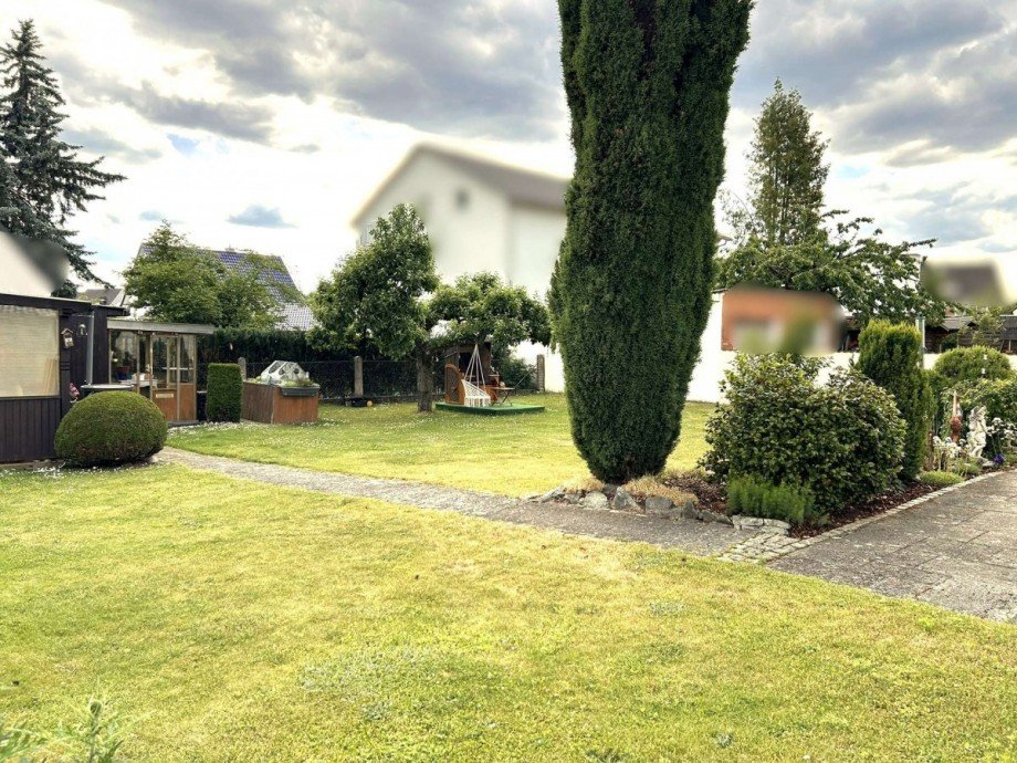 Gartenidylle Einfamilienhaus Weiden in der Oberpfalz