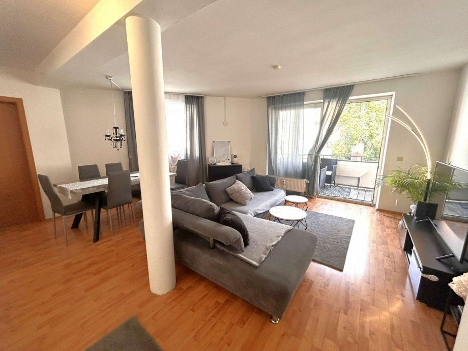 Gro�z�giger Wohn-Essbereich Etagenwohnung Weiden in der Oberpfalz