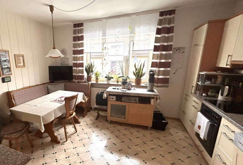 Gro�e Wohnk�che Einfamilienhaus Weiden in der Oberpfalz