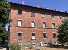 Hauptbild Vermietete Wohnung mit drei gro�z�gigen Zimmern und Stellplatz in zentraler Lage