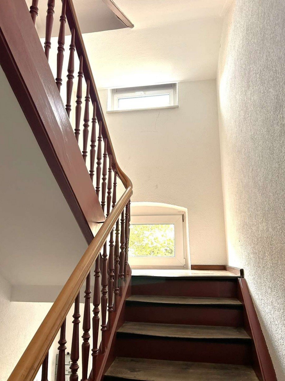 Gepflegtes Treppenhaus Etagenwohnung Weiden in der Oberpfalz